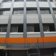 �s�f�U�C���ďC�t�e�i���g�r���@�����r���l