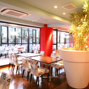 �s���݌v�E�{�H�t���H�X�@Hy's�l